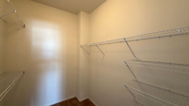 Building Photo - Great Home in Windsor