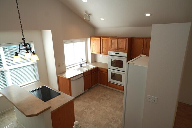 Building Photo - 7527 W Lamplighter St