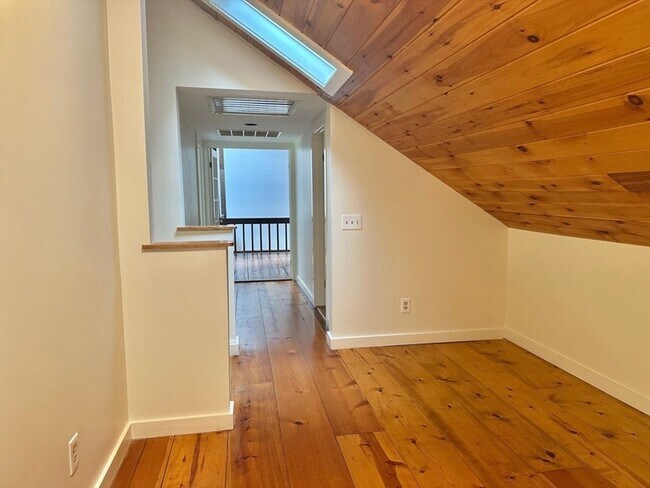 Building Photo - 786 Hemenway St