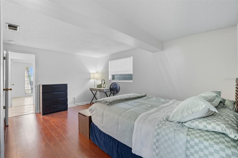 Building Photo - 7923 Woodvine Cir