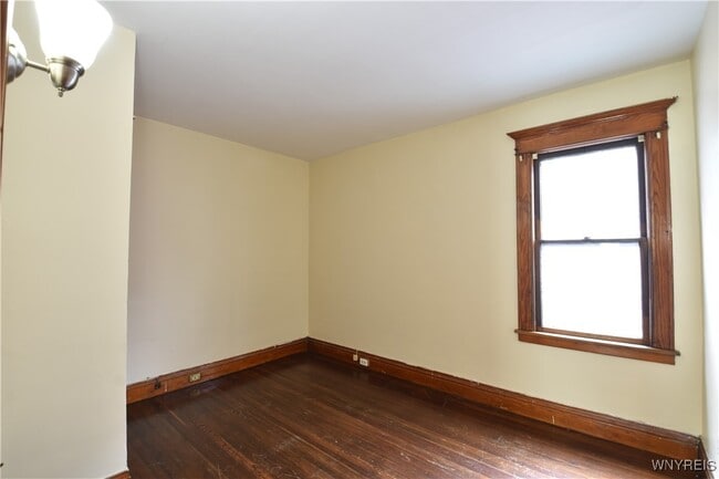 Building Photo - 67 Hughes Ave