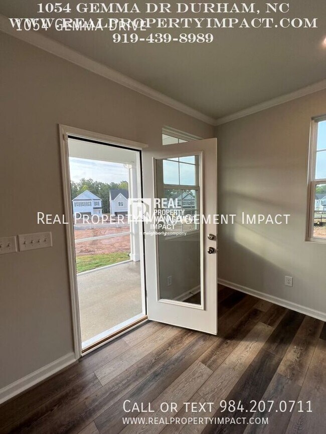 Building Photo - 1054 Gemma Dr