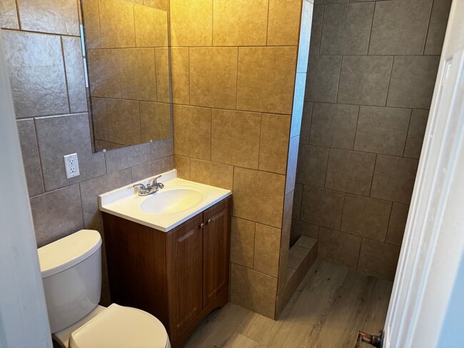 Building Photo - Downtown Single Story - Corner Lot - Remod...