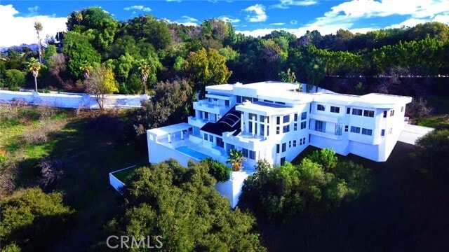 Primary Photo - 13200 Mulholland Dr