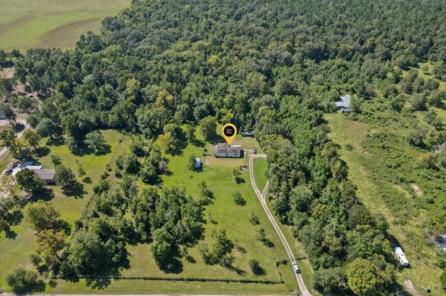 Building Photo - 806 Co Rd 2112