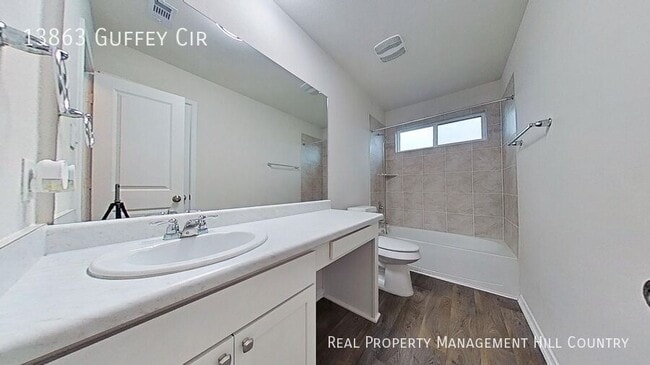 Building Photo - 13863 Guffey Cir