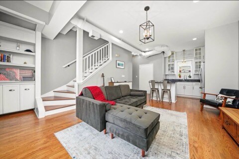 Building Photo - 2231 N Lister Ave