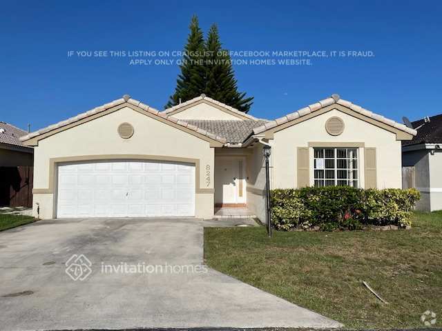 Building Photo - 8247 SW 157th Pl