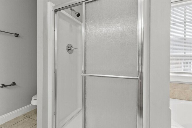 Building Photo - 25756 Iron Gate Dr