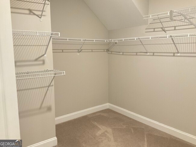 Building Photo - 495 Plainfield St