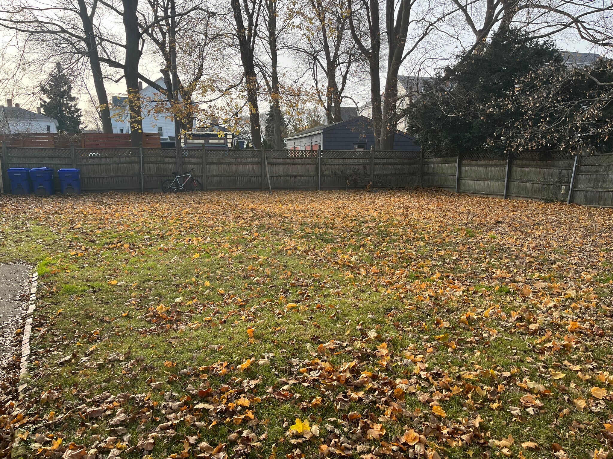 Building Photo - 287 Main St