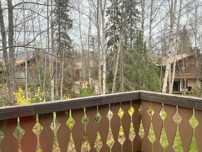 Building Photo - 4764 Mills Dr