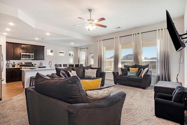 Building Photo - 24311 Huntcliff Dr