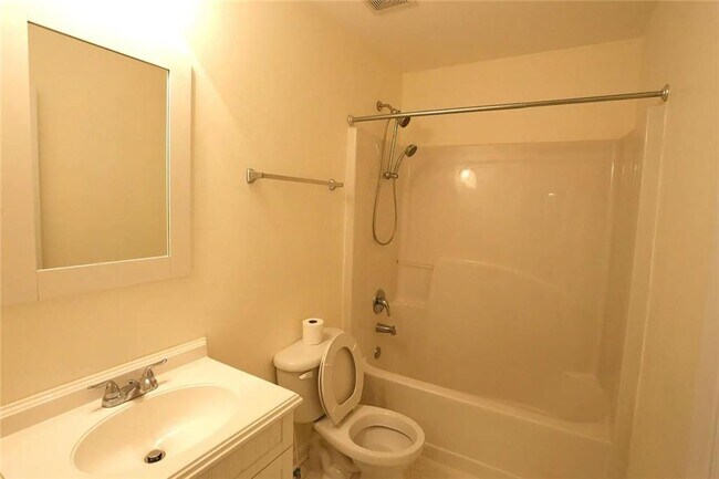 Building Photo - 1270 Red Cedar Trail