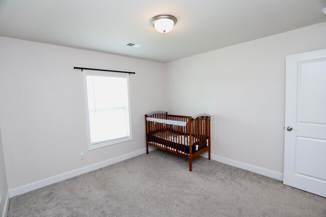 Building Photo - 870 Curlew Cir