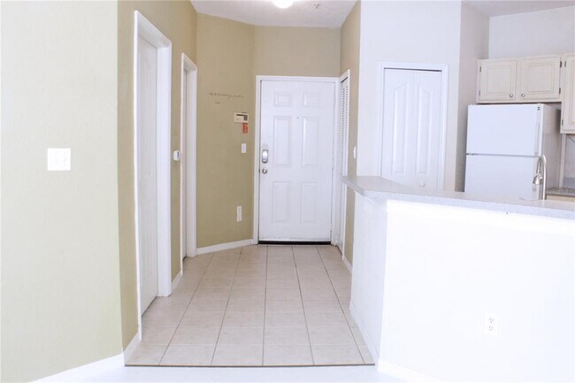 Building Photo - 8925 Legacy Ct