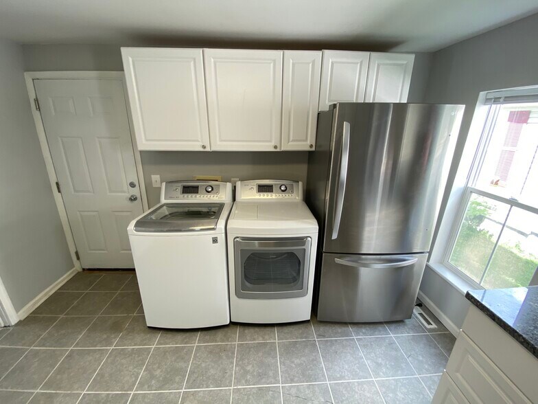 Building Photo - 133 Washington St