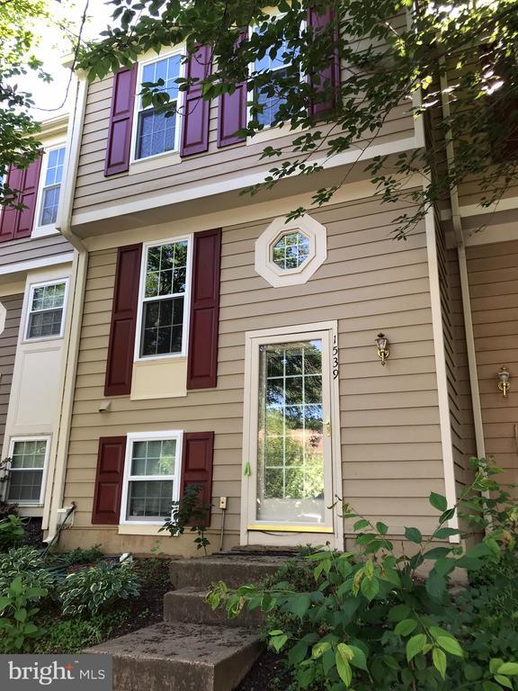 Building Photo - 1539 Woodcrest Dr