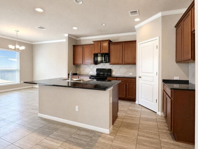 Building Photo - 421 Cross Dr.