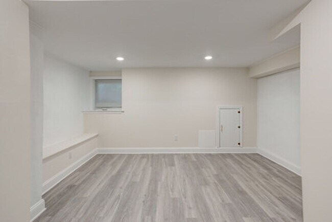 Building Photo - 513 Cobbs Creek Pkwy