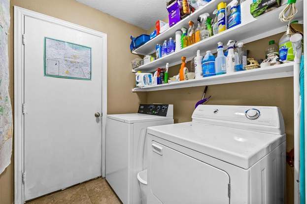 Building Photo - 1055 Port Sullivan Dr