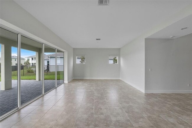 Building Photo - 5206 Liberty Ln