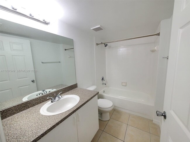 Building Photo - 5041 Wiles Rd