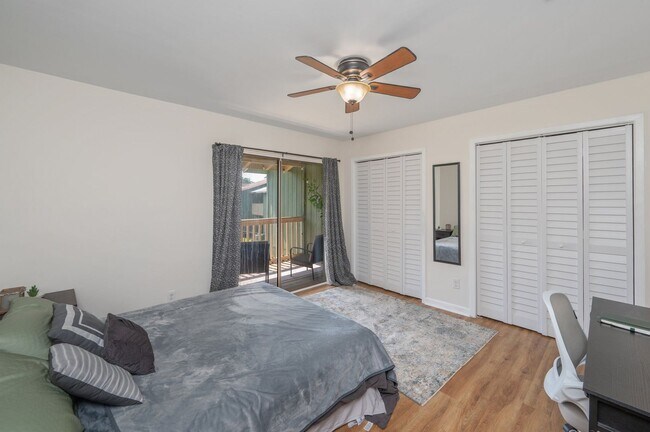 Building Photo - Stunning 2 Bedroom Townhouse in Fort Walto...