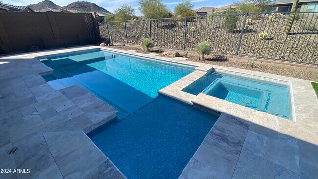Building Photo - 13150 W Desert Frst Trl