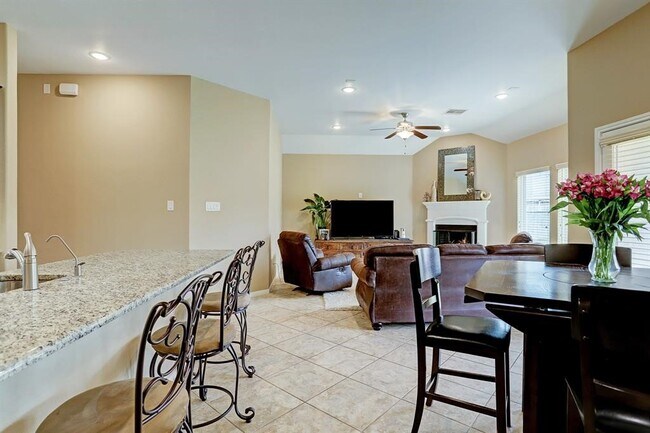 Building Photo - 4411 Eclipse Park Ct