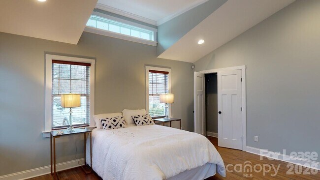 Building Photo - 4227 Murrayhill Rd