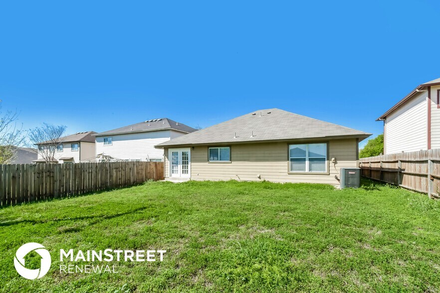 Building Photo - 10334 Manor Creek