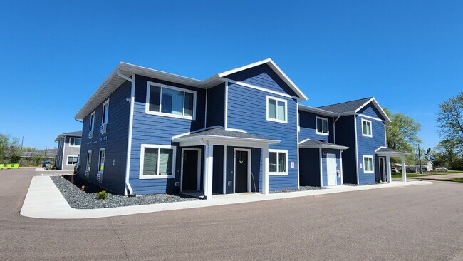 Building Photo - Newer Spacious 2 Bedroom, 2 Full Bathroom ...