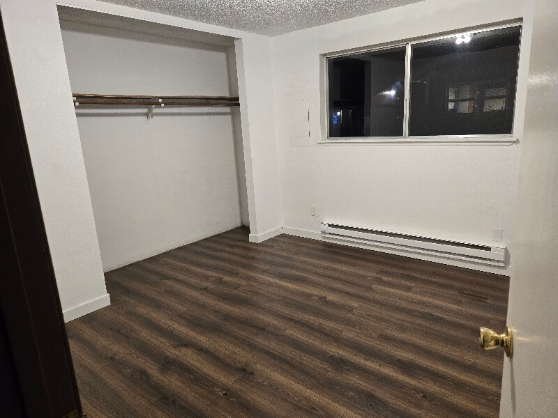 Building Photo - 3311 E 21st St