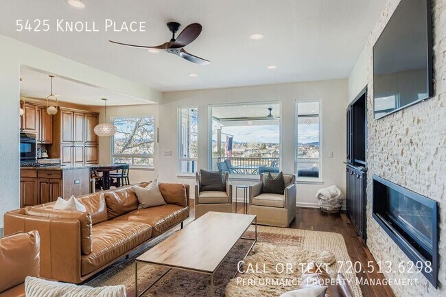 Building Photo - 5425 E Knoll Pl