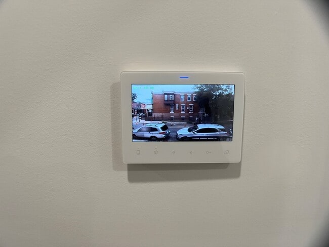 Building Photo - 3221 N 13th St