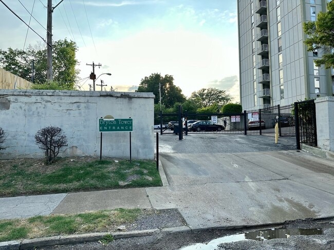 Gated Parking Entrance from N Claybrook St. - 1271 Poplar Ave