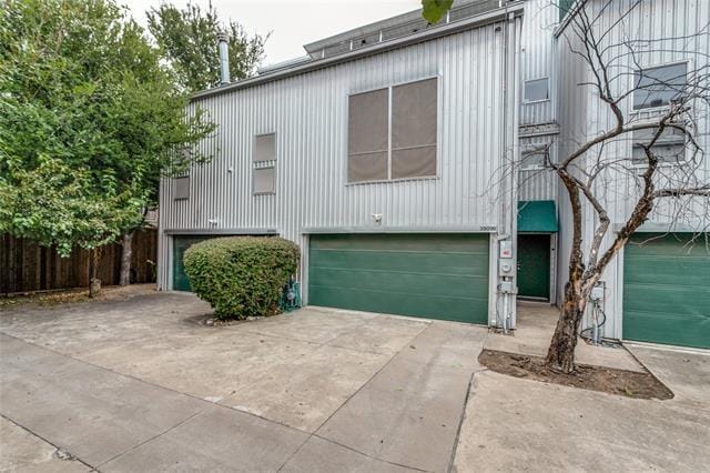 Primary Photo - 3809 San Jacinto St