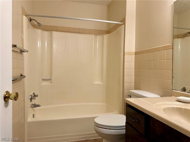 Building Photo - 4827 Dunsmore Ave
