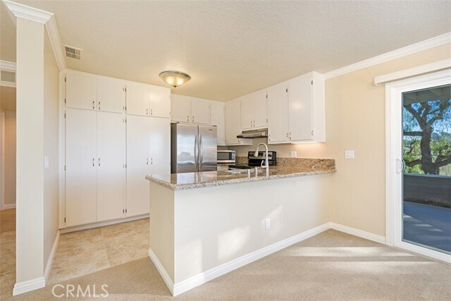 Building Photo - 69 Brighton Pl