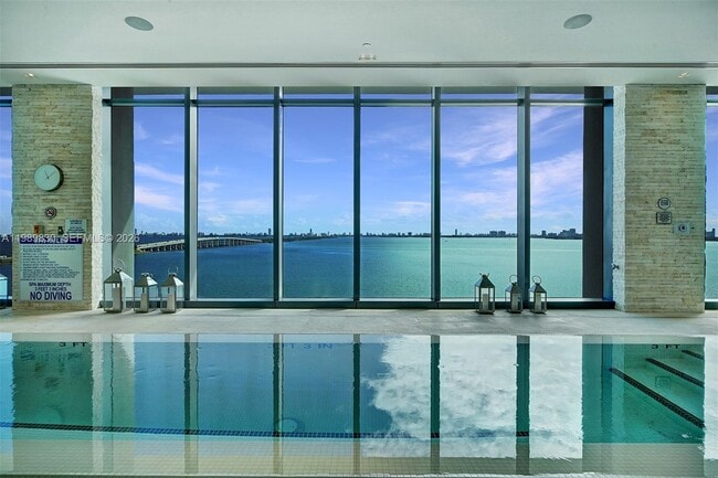 Building Photo - 3131 NE 7th Ave