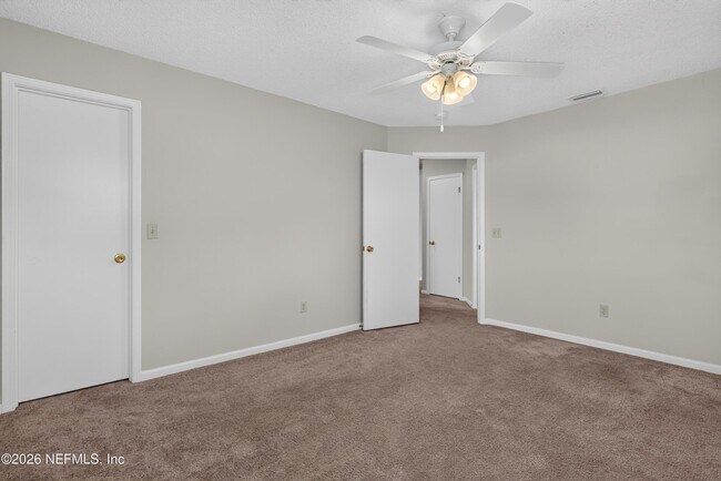 Building Photo - 400 Ashcroft Landing Dr
