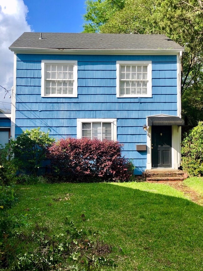 Building Photo - Spacious 1 Bed/2 Bath "Mother-In-Law" Suite in Belhaven!!!