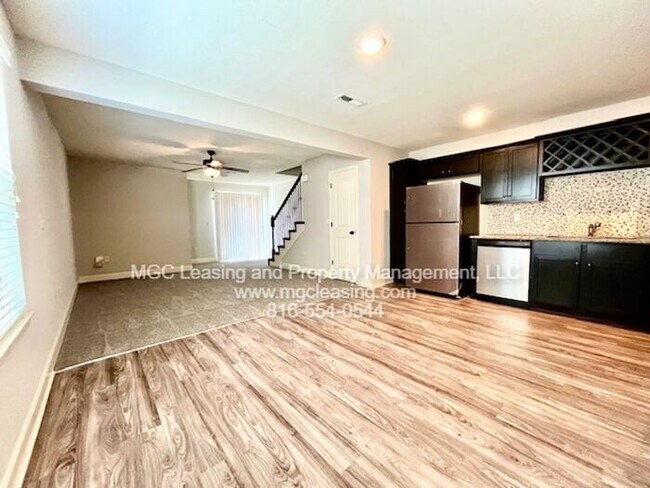 Building Photo - Winter Special - Receive a $500 Amazon Gif...