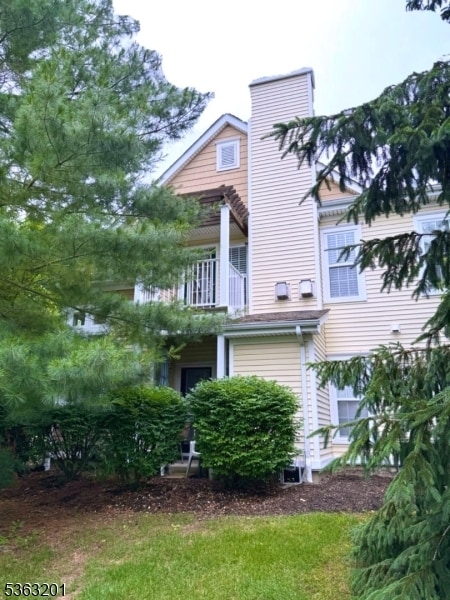 Building Photo - 235 Old Farm Dr