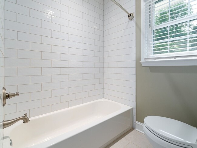 Building Photo - Wonderful Updated Ranch in West Cobb