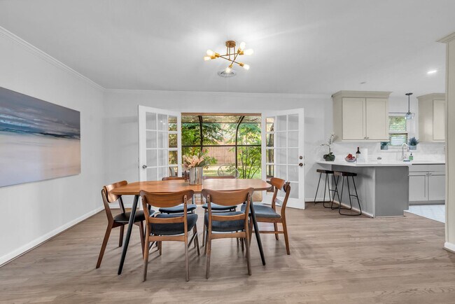 Building Photo - 5403 Carew St