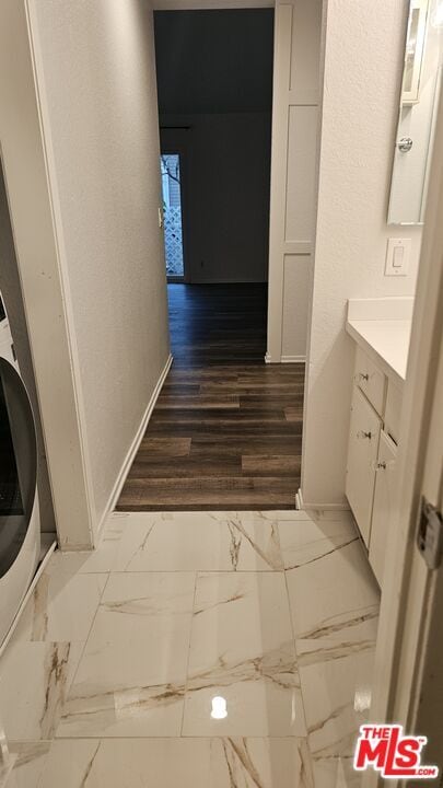 Building Photo - 3851 Amberly Dr