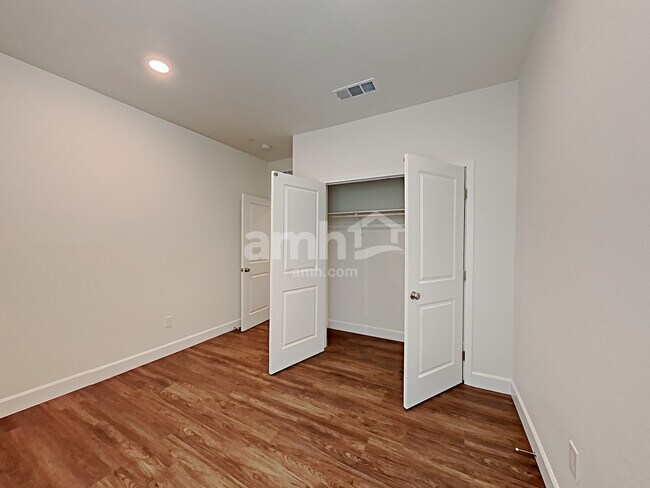 Building Photo - 342 Timber Kate Pl