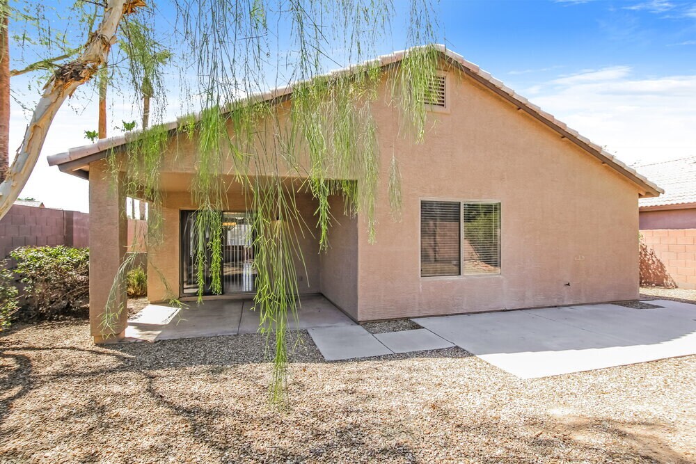 Building Photo - 7907 N 53rd Dr